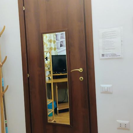 Castello Camera Privata, Nell'Appartamento Condiviso Κάλιαρι Εξωτερικό φωτογραφία